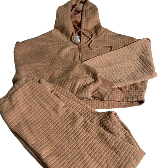 Rue 21 2 piece Brown Cropped Hoodie and jogger set - Picture 2 of 7